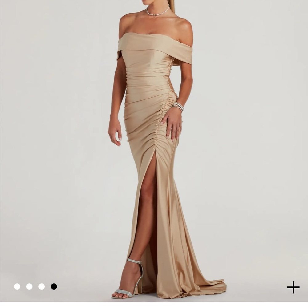 Alicia Off-The-Shoulder Mermaid Formal Dress from Windsor